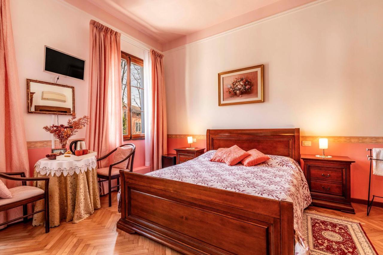 Bed And Breakfast Casa Delle Rose Lido Venezia Венеция-Лидо Экстерьер фото